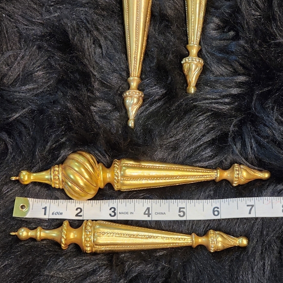 4 Vintage Large Gold toned Finial Style Ornaments - Picture 4 of 7